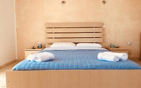 Santa Marina Rooms